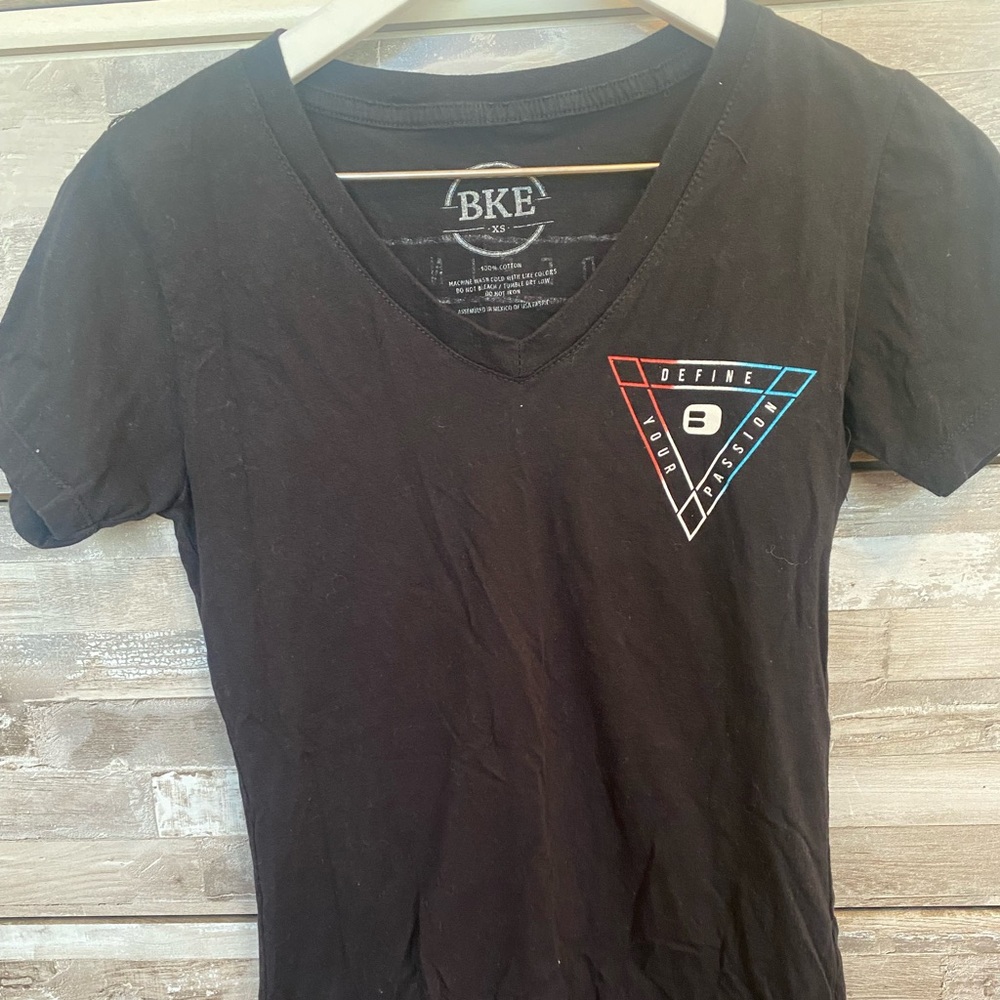 Buckle Tee
